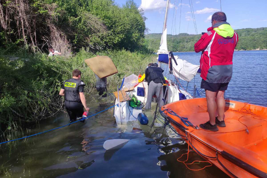 Akcja ratunkowa na Jeziorze Solińskim