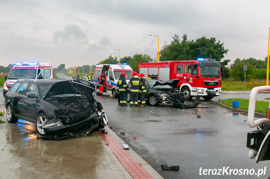 Audi i citroen zderzyły się na ul.Lotników w Krośnie