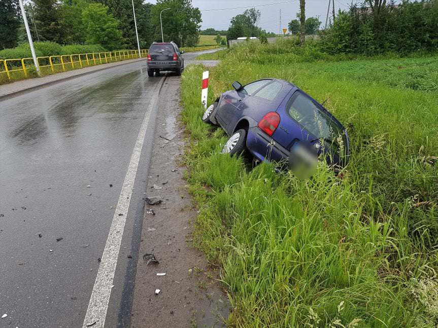 Kolizja drogowa we Wróbliku Królewskim