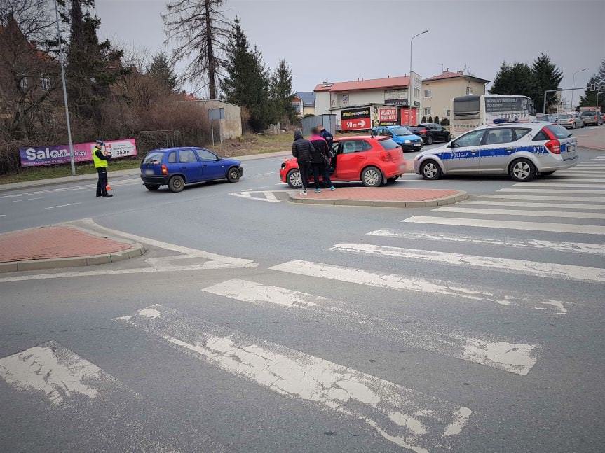 Kolizja na wysokości sklepu Kaufland w Krośnie