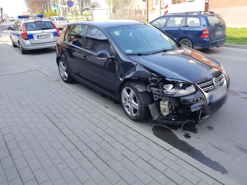 Krosno. Kolizja drogowa na ulicy Czajkowskiego