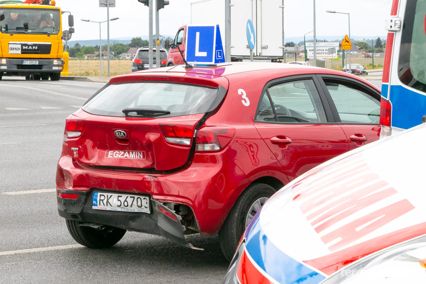 Krosno. Wypadek z udziałem samochodu WORD