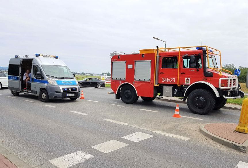 Zdarzenie drogowe na ulicy Zręcińskiej w Krośnie