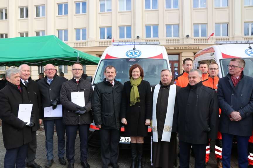 nowe karetki w rzeszowie