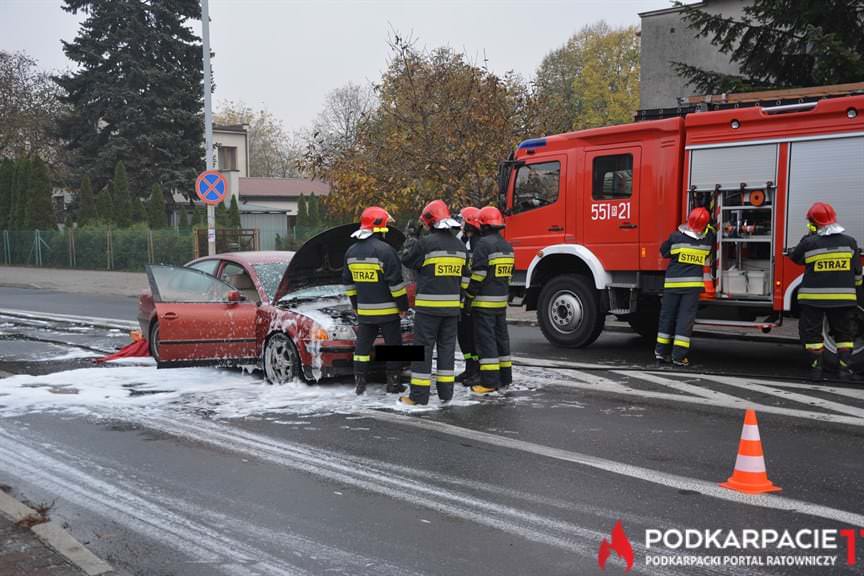 Pożar samochodu w Stalowej Woli