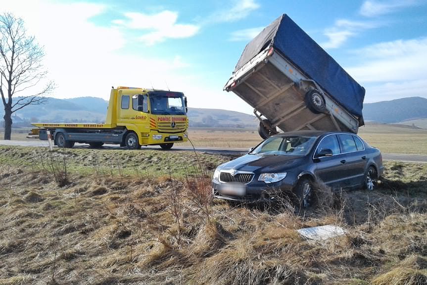 skoda z przyczepą