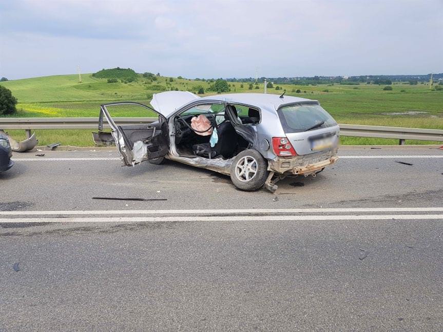 Wypadek drogowy na pograniczu Krosna i Miejsca Piastowego