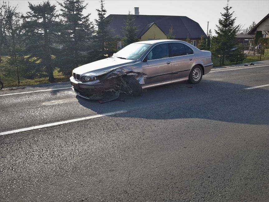 Wypadek w Iwoniczu. Zderzenie dwóch samochodów osobowych