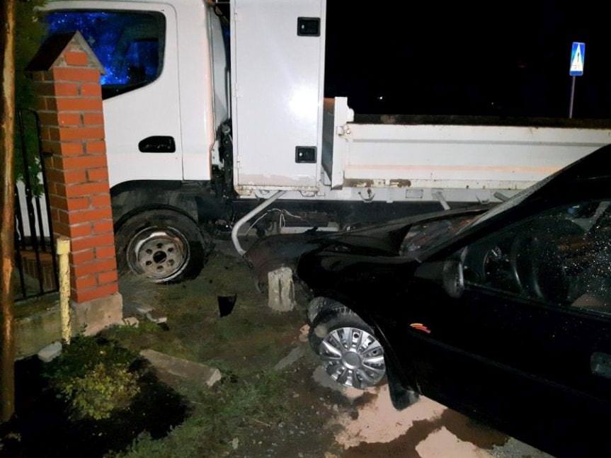Zderzenie ciężarówki z samochodem osobowym w Przysietnicy