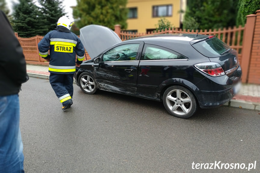 Zderzenie dwóch samochodów osobowych w Dukli