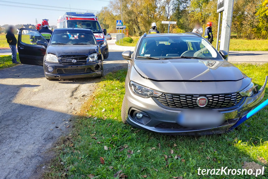Zderzenie dwóch samochodów osobowych w Korczynie