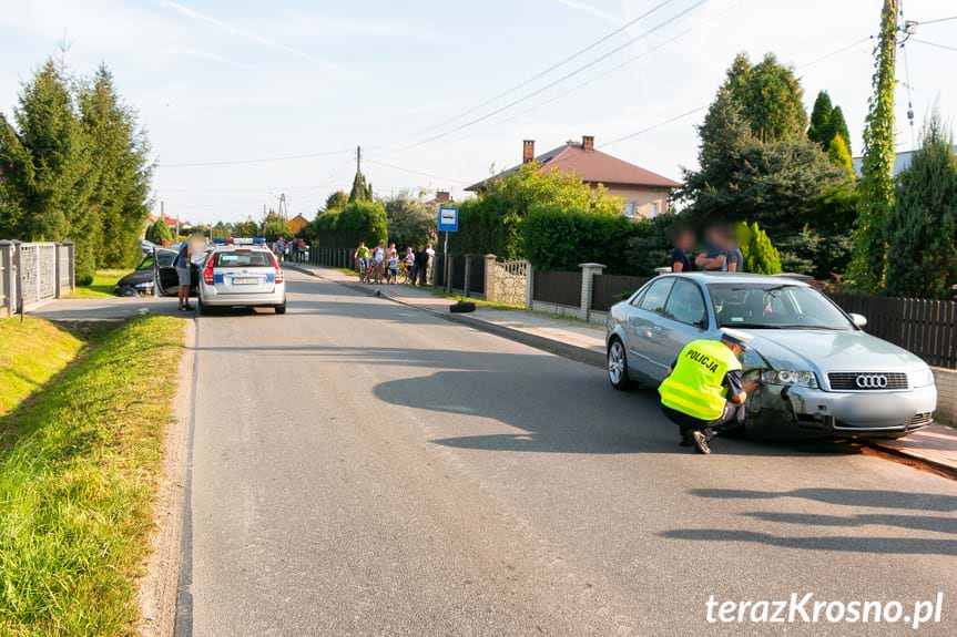 Zderzenie dwóch samochodów w Łężanach