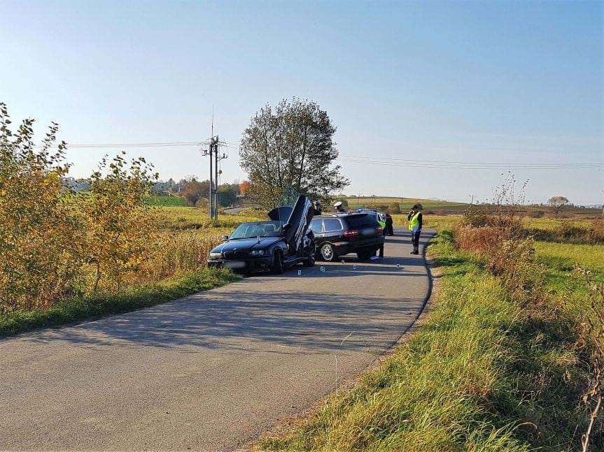 Zderzenie samochodów we Wrocance