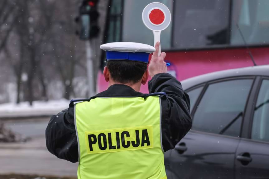 27-latek stracił prawo jazdy i otrzymał wysoki mandat