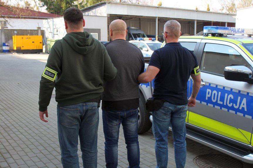 50-latek odpowie za uporczywe nękanie