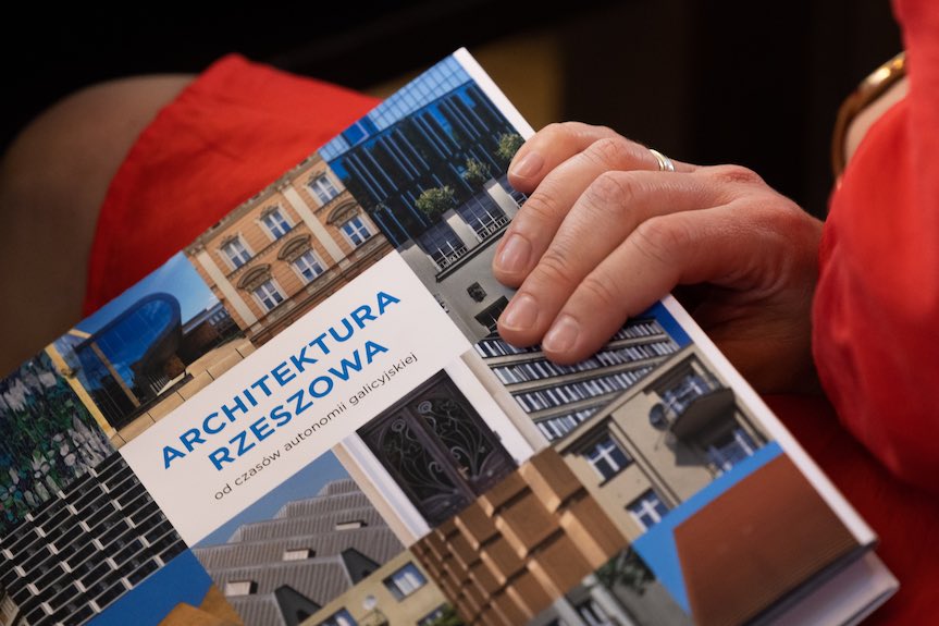 Architektura Rzeszowa na kartach wyjątkowego wydawnictwa