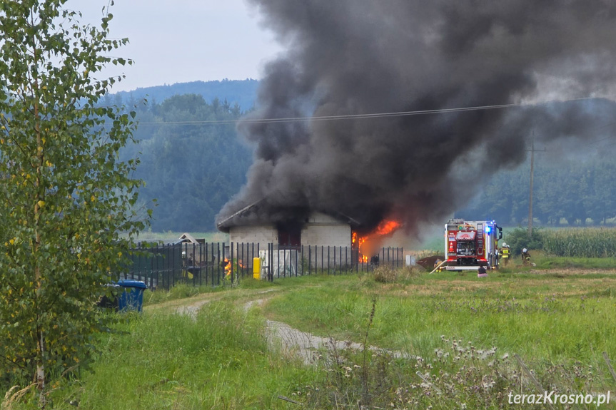 Bajdy. Pożar budynku