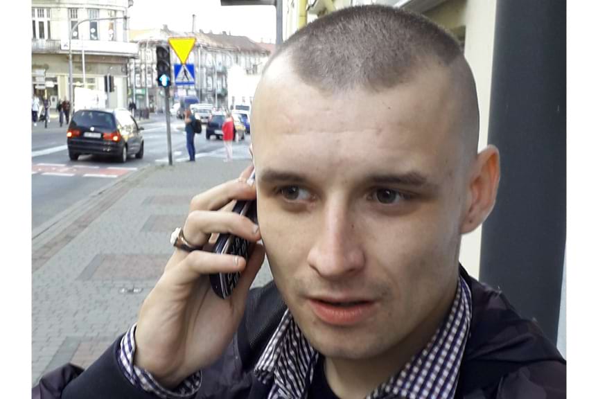 Brał udział w oszustwie "na policjanta". Jest poszukiwany