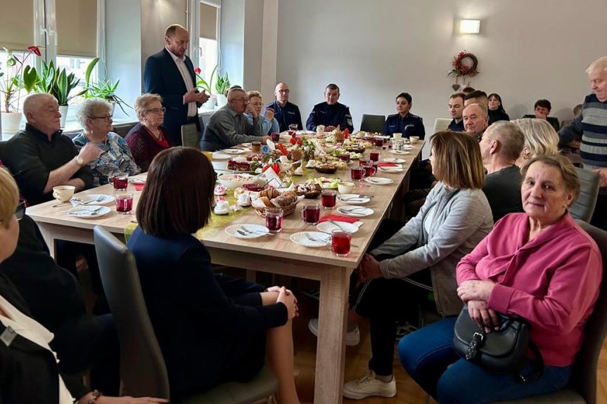 Debata "Bezpieczny Senior - Jak Nie Dać Się Oszukać" w Temeszowie