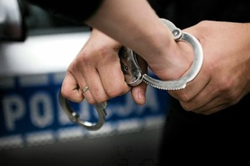 Dzielnicowi zatrzymali 3 poszukiwanych mężczyzn