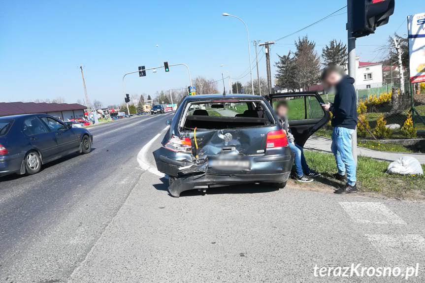 Iwonicz. Kolizja na skrzyżowaniu