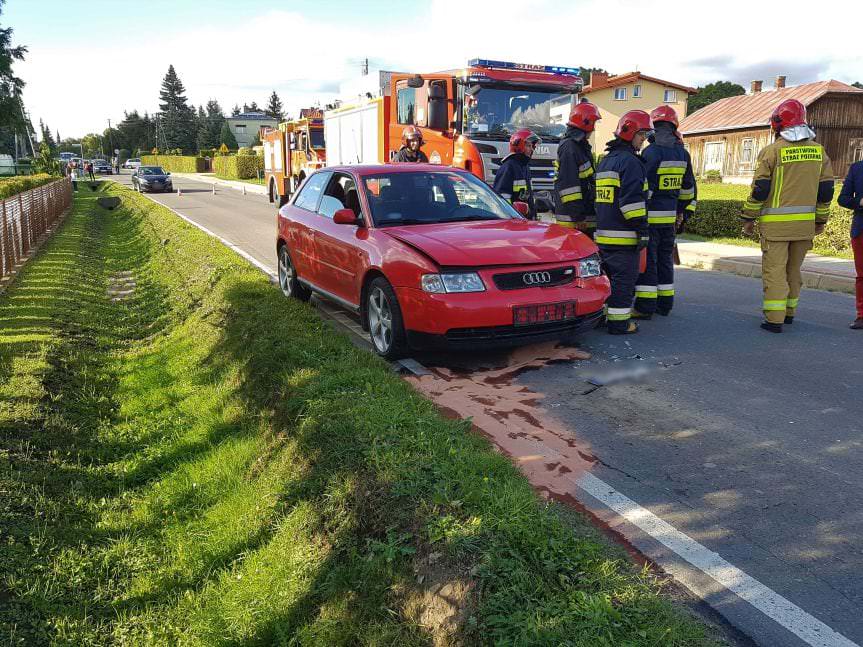 Kolizja drogowa w Zręcinie