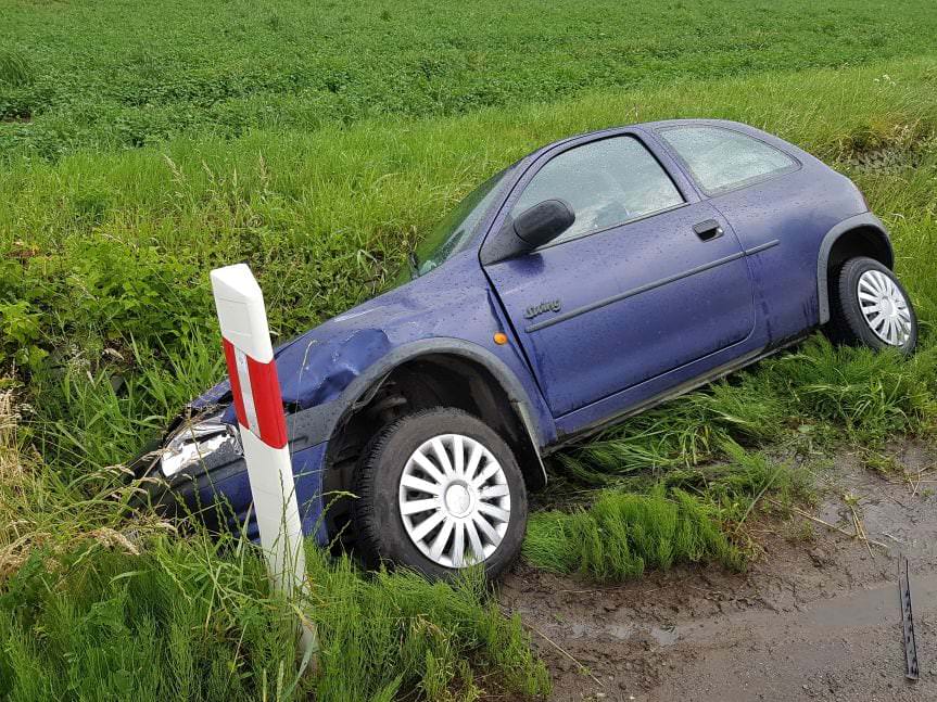 Kolizja drogowa we Wróbliku Królewskim