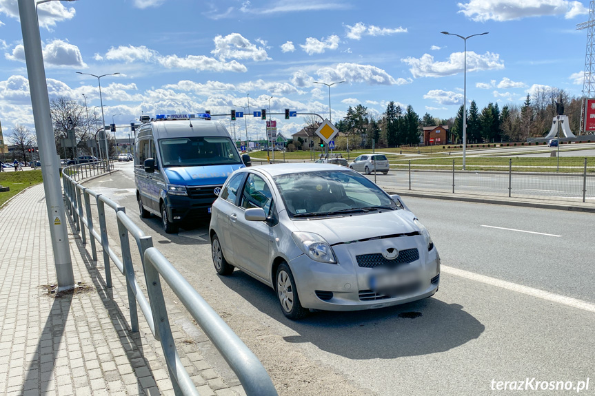 Kolizja na Podkarpackiej, zderzenie toyoty z mercedesem