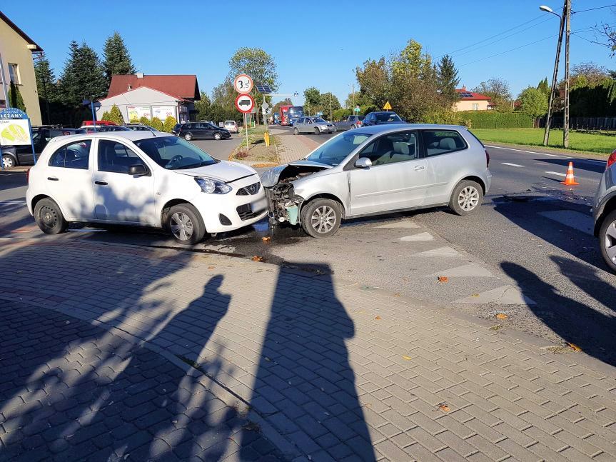 Kolizja na skrzyżowaniu w Łężanach