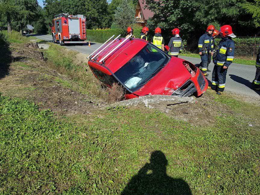 Kolizja w Zręcinie. Kierowca był pijany