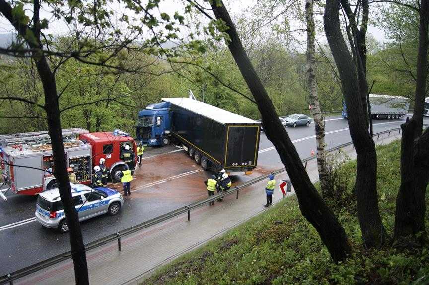 Niebezpieczna kolizja na DK19 koło Dukli 