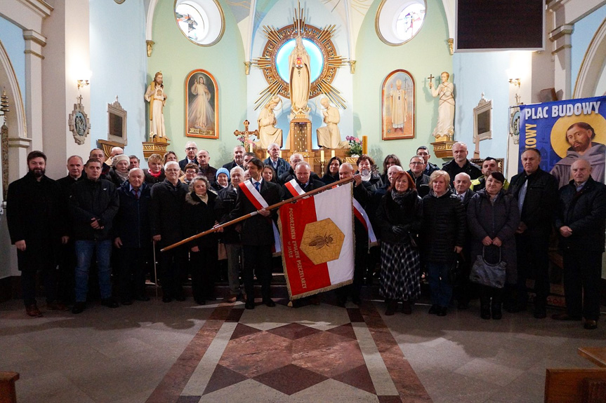 Miiłośnicy pszczół dziękowali za tegoroczne dary z pasiek