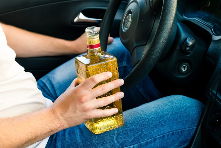 Mocno pijany 44-latek za kierownicą audi