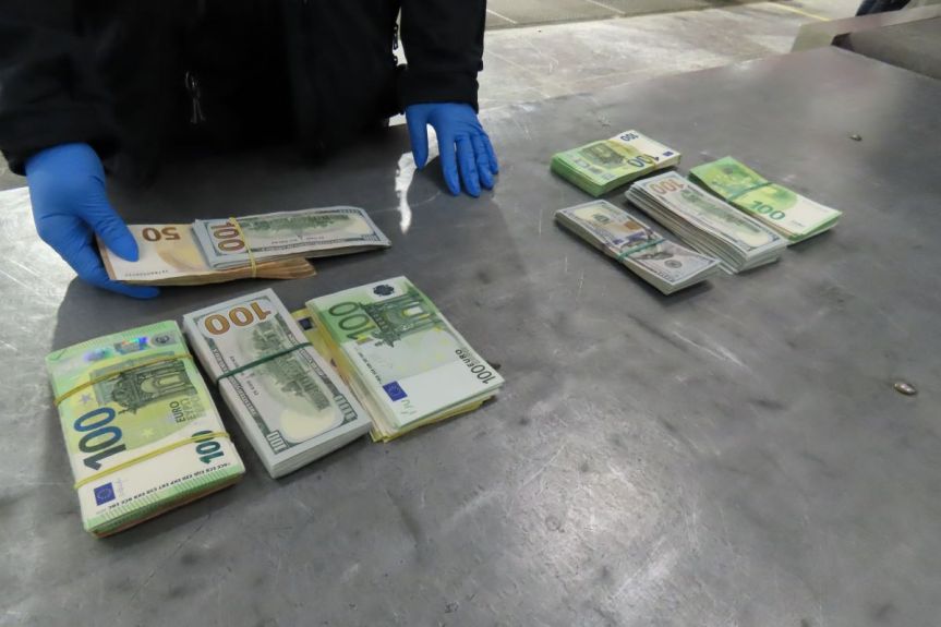 Nielegalny przewóz gotówki na granicy. Obywatelki Ukrainy ukarane mandatami