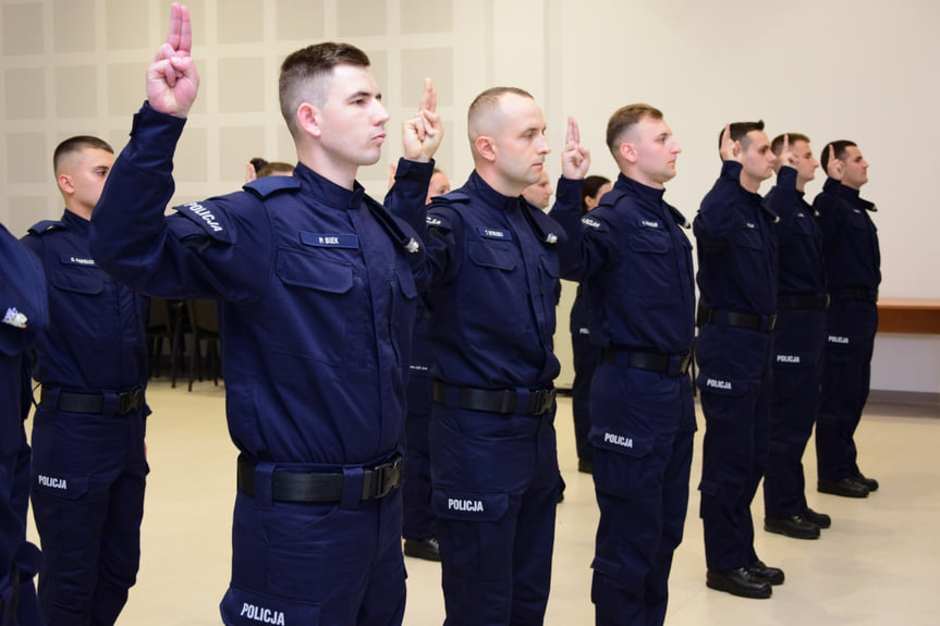 Nowi policjanci złożyli ślubowanie