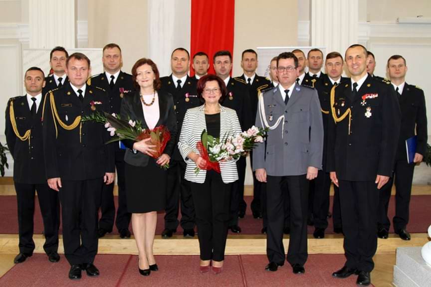 Strażacy i policjanci odznaczeni w rzeszowie