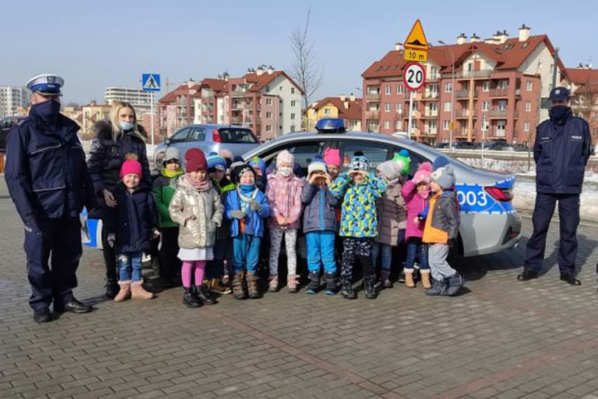 Policjanci spotkali się z przedszkolakami