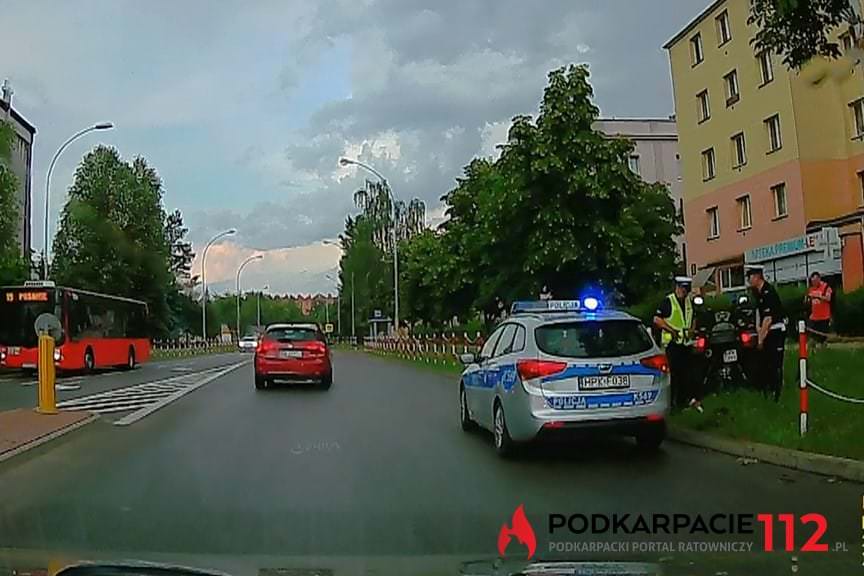 Wypadek policyjnego quada w stalowej woli