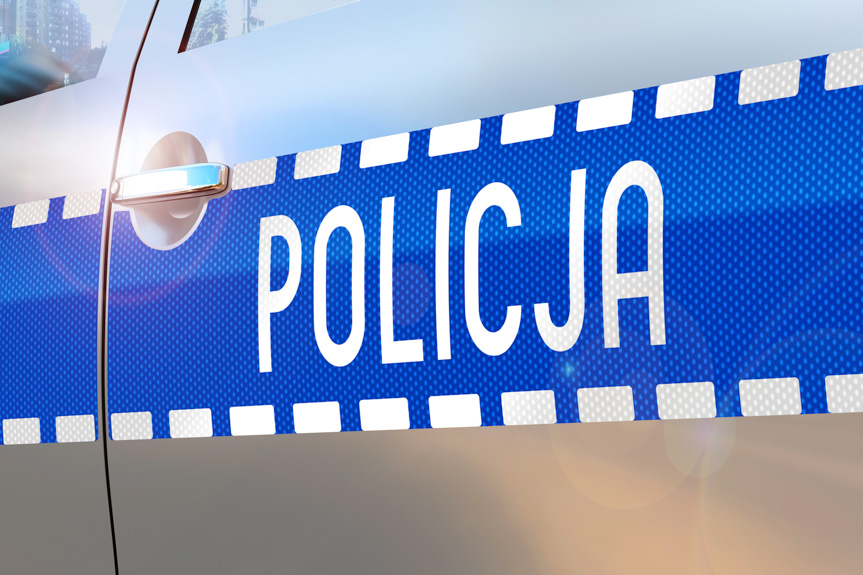 Pomnik Jana Pawła II w Stalowej Woli oblany farbą. Policja prosi o pomoc