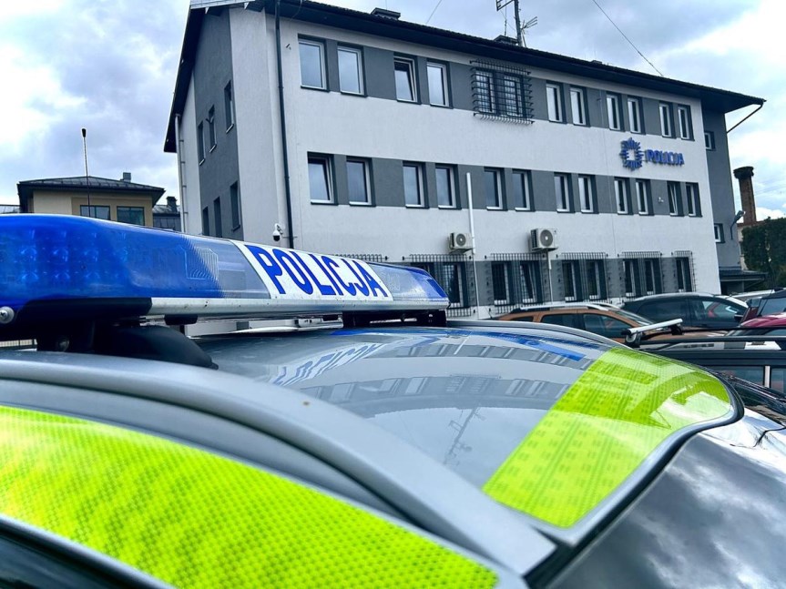 Poszukiwany 43-latek wpadł na lotnisku w ręce policji