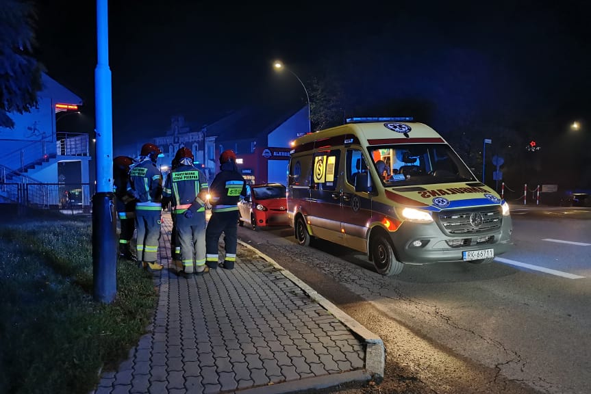 Potrącenie 19-latka na przejściu w Krośnie