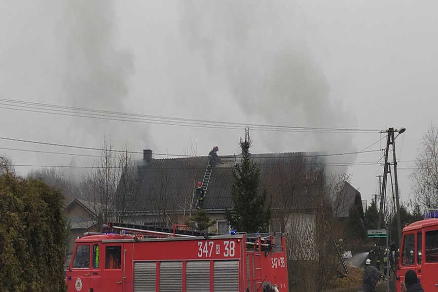 Poważny pożar budynku mieszkalnego