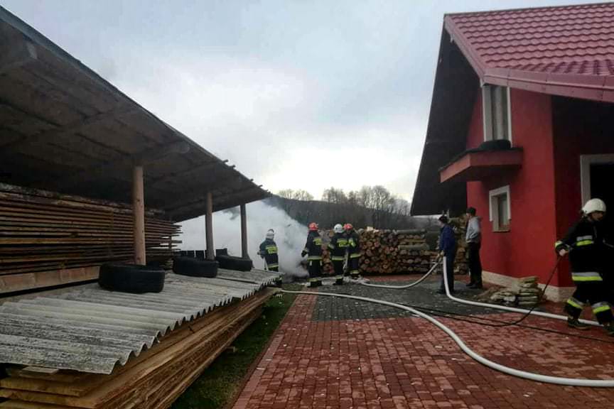 Pożar garażu w Kątach