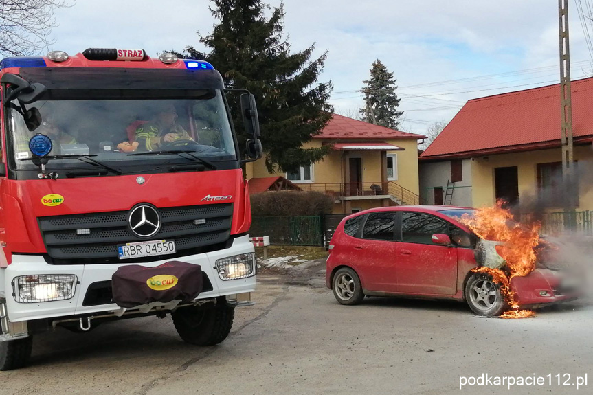 Pożar samochodu w Haczowie