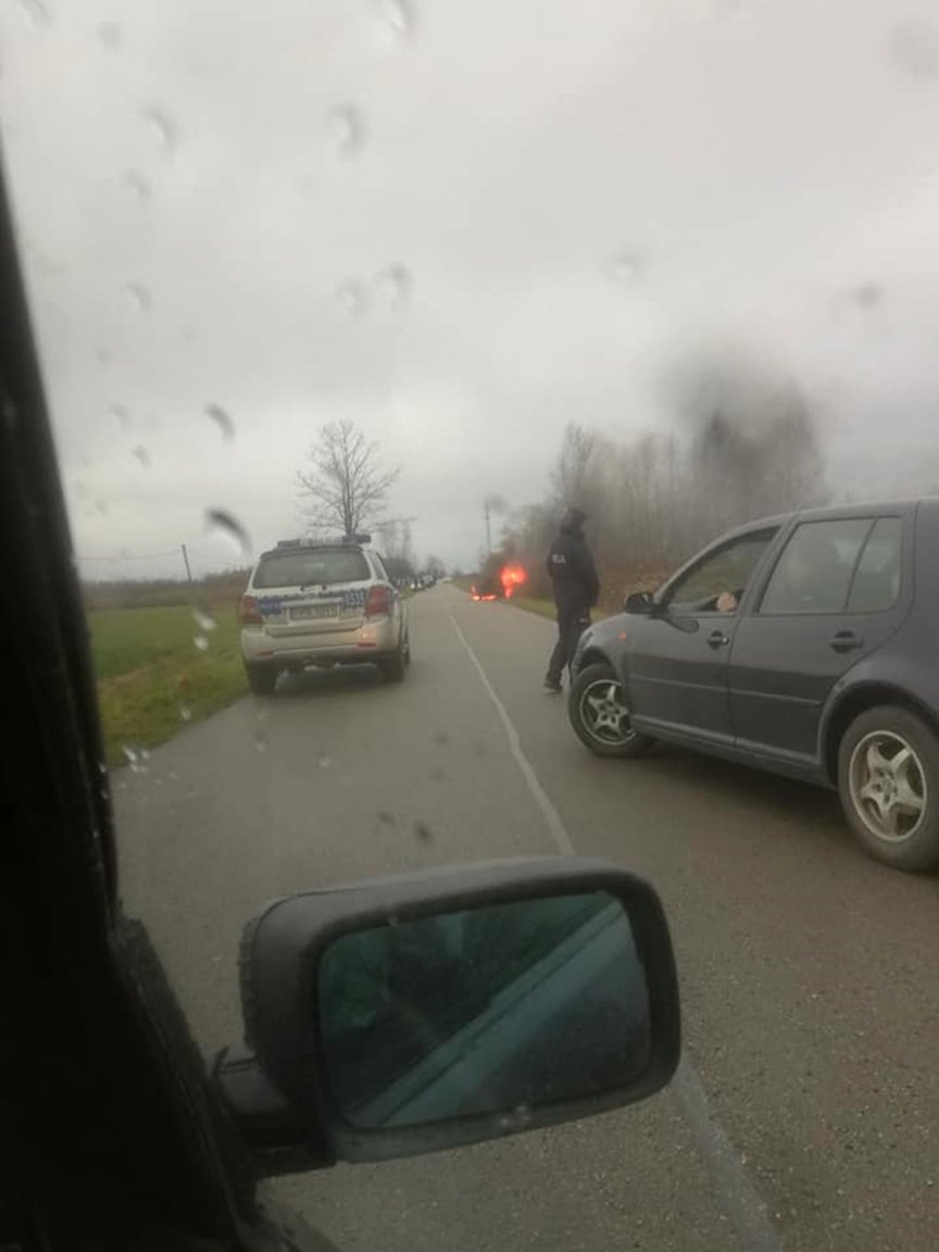 Pożar samochodu osobowego