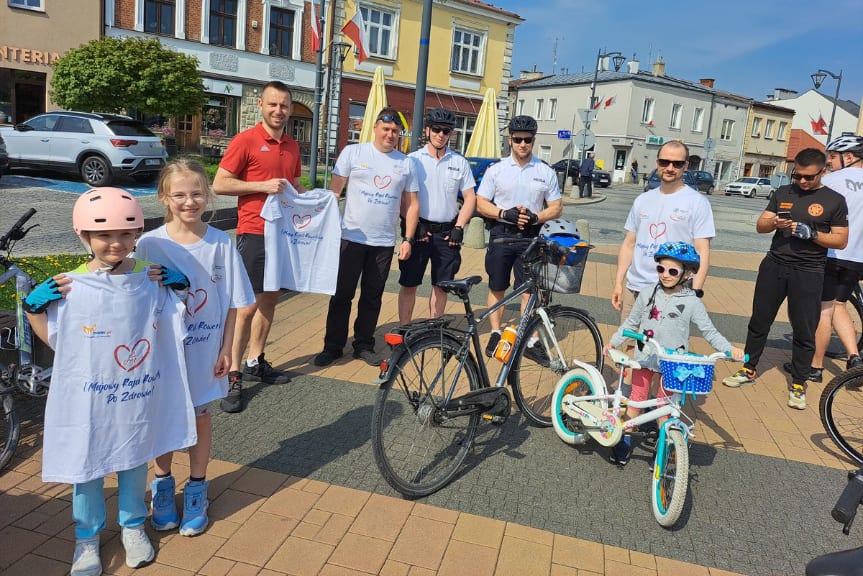 Rowerowy rajd po zdrowie z udziałem policjantów