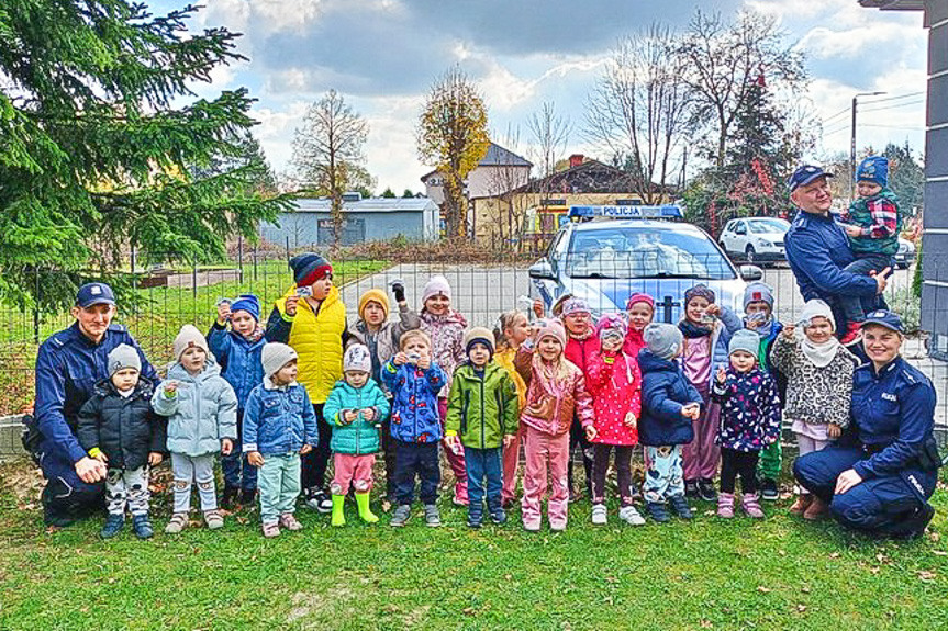 Spotkanie przedszkolaków z policjantami