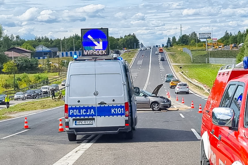 Świlcza. Żołnierze, policjanci i strażacy pomogli poszkodowanym