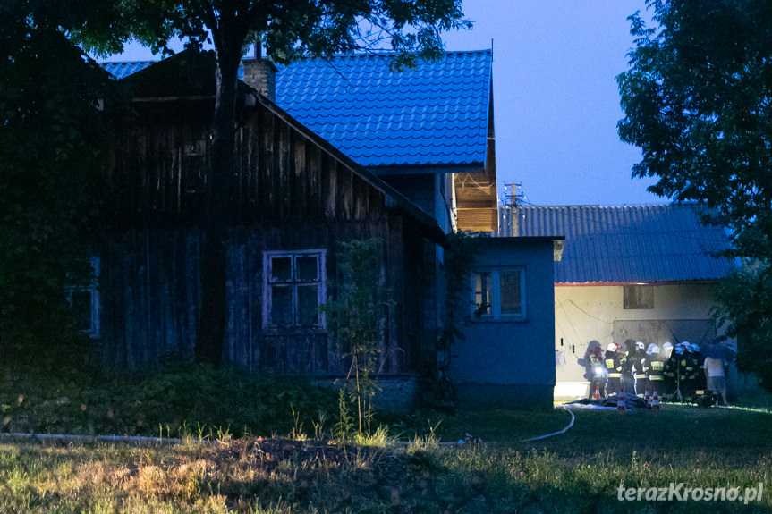 Tragedia w Dobryni. W pożarze domu zginęły dwie osoby