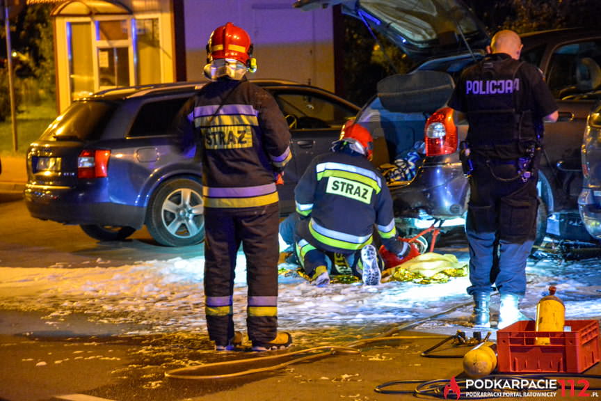 Ulatniający się gaz z Citroena 